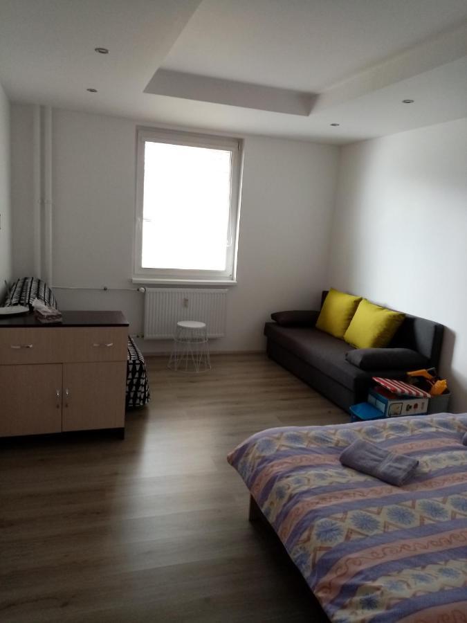 Apartman Aneta Karlovy Vary Exterior photo
